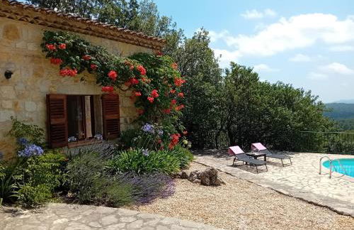 Spacious Villa for 6 - amazing pool and views - Foto 12