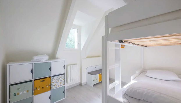 Charming House With Garden in Residence With Pool - Foto 3, Habitación