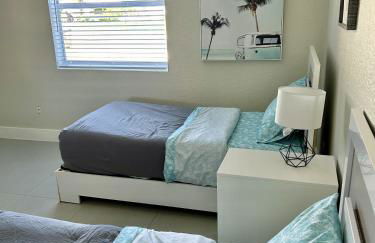 Close to everything! Perfect basecamp for WPB - Foto 28