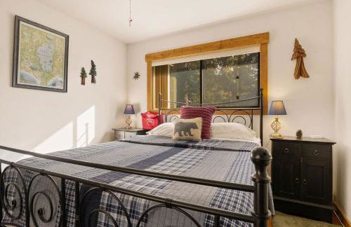 Sierra Pines Retreat - Sleeps 6 - Foto 26