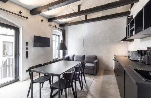 Concrete Loft Duplex -40sqm- near Antonplatz - Foto 6