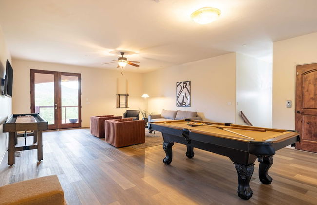 Pyramid by Avantstay Luxe Sedona Mansion w/ Views, 7mins to Downtown - Photo 10