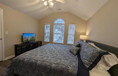 Cedar's Corner in Concord Spacious & Clean - Foto 32