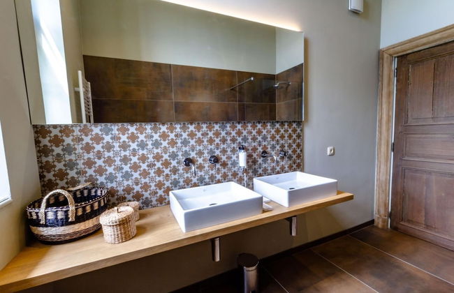 Nice Cottage in a Castle-farm in Ohey With Swimming Pond - Photo 8