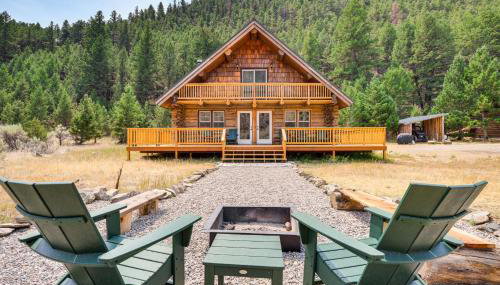 Riverfront Montana Log Cabin with Mountain Views! - Foto 1