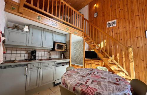 Duplex 2 chambres au cœur de Morillon pour 4 personnes - FR-1-642-97 - Foto 2