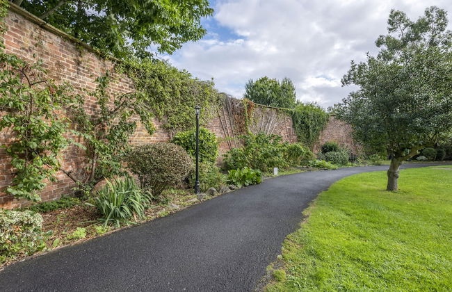 Thurnham Hall Resort - Photo 58