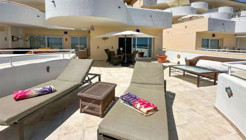 Sinfonia Del Mar Apartment also LONG TERM RENTALS - Photo 5, sunbed