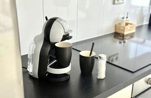 6 Min zum Hbf - Ideal für Paare, Solo-Reisende oder Business-Reisende - Foto 16