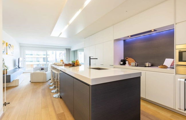 Modern Apartment at the Beach With Parking - Foto 47