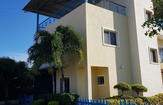 Amazing House at La Isabela - Photo 18