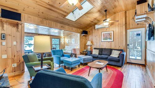 Waterfront North Hero Home with Screened Porch - Foto 3