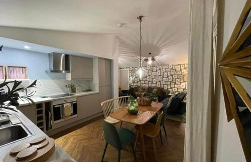 Woodpecker Lodge - Brook Meadow - sleeps 4 plus 2 - no pets - Foto 5