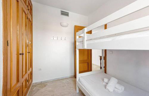Alvarito Playa Marbella front beach apartment - Photo 14