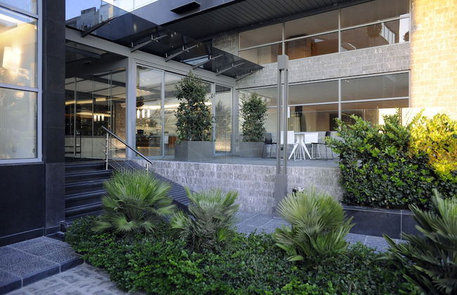 Grey Pearls Suites - Photo 49