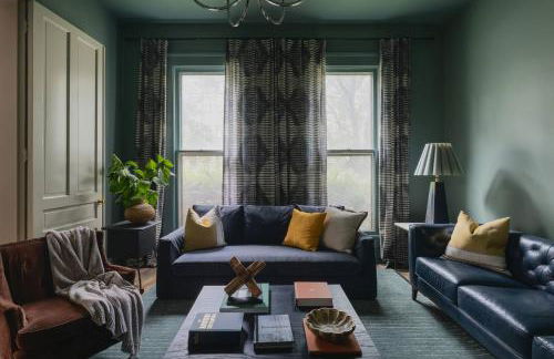 Luxury victorian 8BD 3.5Bth Game yard - Foto 9