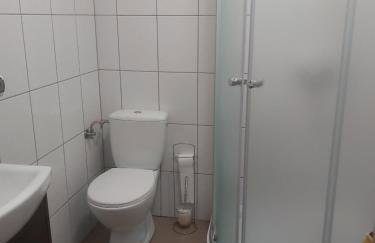 Leśne Zacisze Kretowiny 88 nad jeziorem Narie z własnymi pomostami apartamenty sezonowe lato - Foto 42