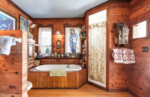 Antique Indonesian Teakwood Cottage for a Romantic Getaway in Petaluma, California - Foto 12