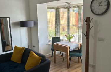 Blundens Holiday Lets - Ffos Las - Photo 8