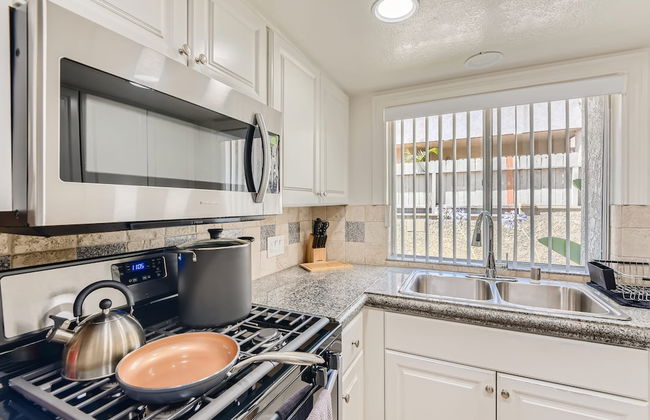 Spacious 3BR Yard BBQ Games Free Parking 0R2 - Photo 12