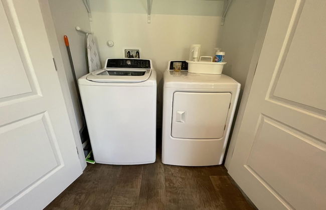 NEW 2bed 2bath With Creek and Open Spaces - Foto 4