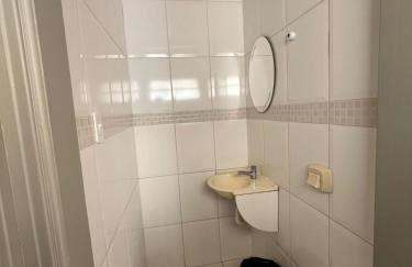 Apê Espaçoso 3 Qtos no coração da cidade - Foto 25