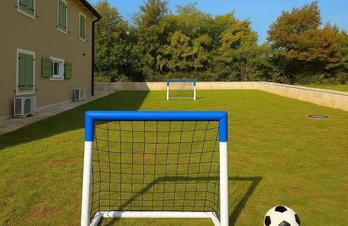 Villa LunIstra in Central Istria for 10 people with private pool & kids playground - Foto 7