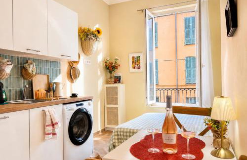 Le Petit Nice - 4 Studios, 2 with Private Terrace - Nice Centre - Photo 42