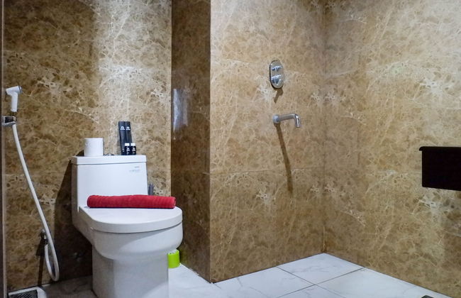 Serene Exclusive Modern Studio Apartment At Grand Sungkono Lagoon - Photo 8