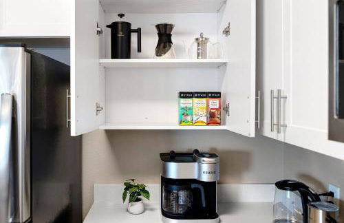 Designer Apt w Jacuzzi Walk To Casino & iMax - Foto 24