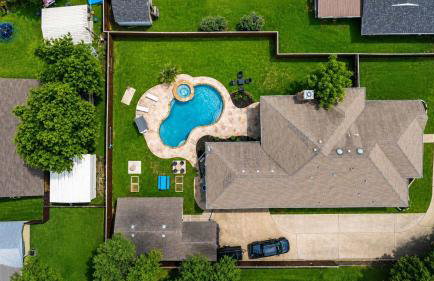 Impressive 5BR 3,5BA Holiday Home with Pool, Game Room & Cinema Room - Foto 3
