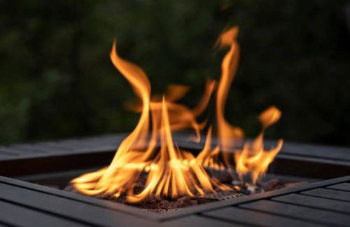 Luxury Mountain Cabin with Views, Hot Tub, Fireplace - Foto 33