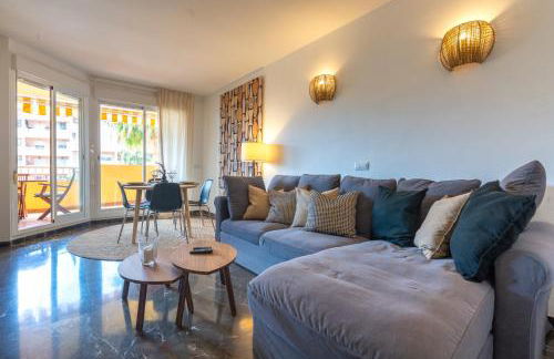 2 bedrooms with pool, terrace and balcony - Photo 4