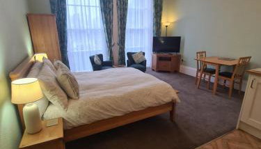 Meadowside Holiday Apartments - Foto 2