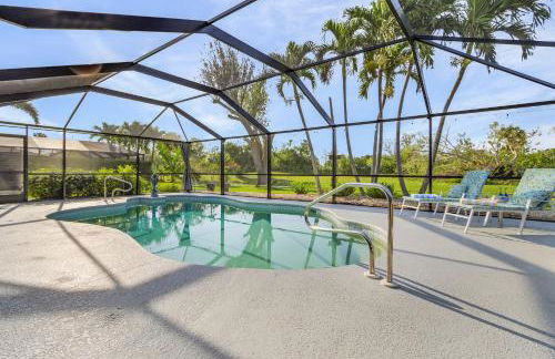 Villa Tiki w/ heated Pool very quiet & green Oasis - Photo 31