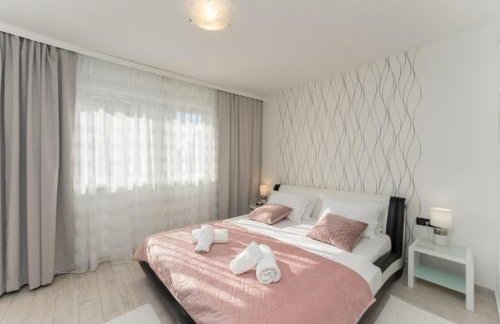 Vila Zatona Sunset with heated swimming pool - Photo 21