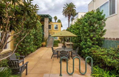 Ocean Beach Pier Condo - Photo 17