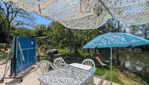 Maison atypique bord de l'Yonne - Foto 3, Garden view