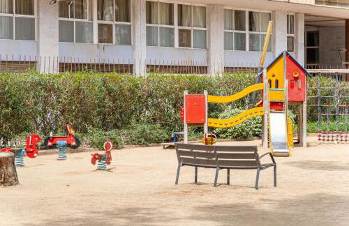 TuristMar - Amplio Apartamento en Salou con piscina, a 2 minutos de la Playa - Foto 28