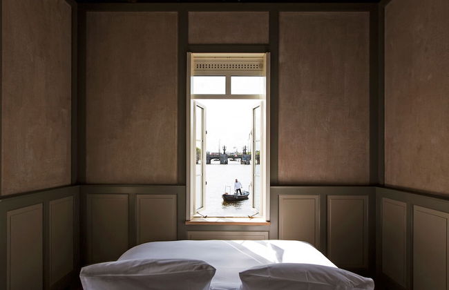 SWEETS - Amstelschutsluis - Foto 2