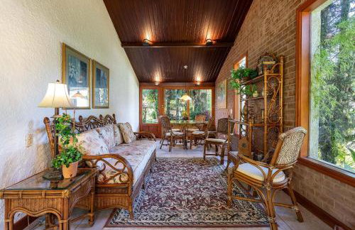 Casa na Granja Comary com piscina, churrasqueira e jacuzzi privativa - Foto 14