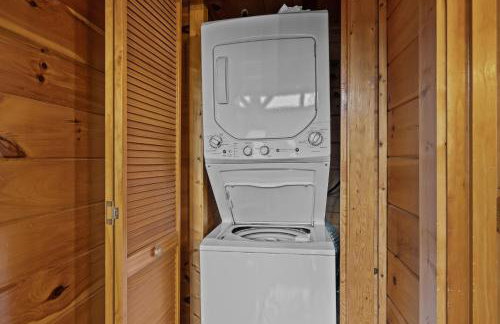 Escape to the Smokies- Pool, hot tub, cozy cabin, Pigeon Forge - Foto 30