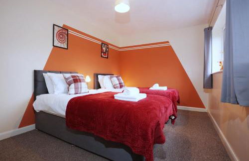 Blagdon Park By N And N Stays Ltd, Perfect for Contractors and Workers, Transport links 10 mins to City Centre, Free on Street Parking, Fast Wifi - Photo 4