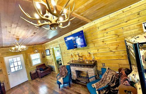 King Suite & Bunkhouse - Deer Camp - WiFi - Grill - Foto 18
