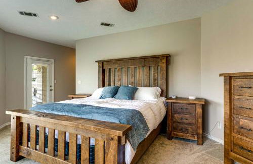 Waterfront Lake Conroe Home with Pool Access! - Foto 13