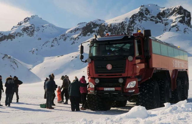 Tour del ghiacciaio Langjökull in monster truck - Foto 1