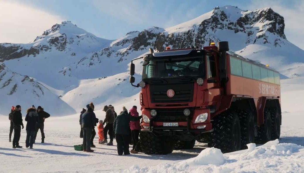 Tour de monster truck pelo glaciar Langjökull