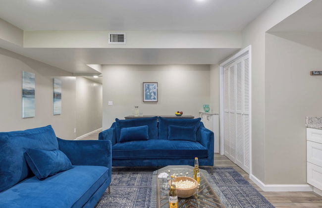 Amber Refresh by Avantstay Pool and Hot Tub - Foto 11