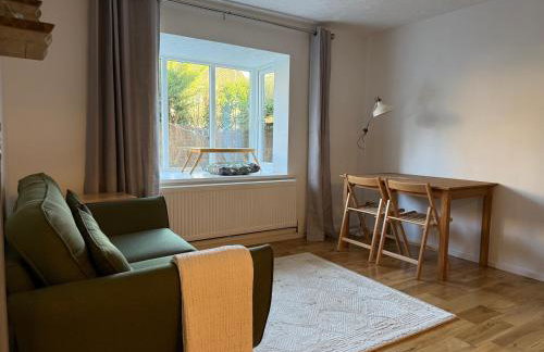 Entire House with Garden and Office - Foto 26