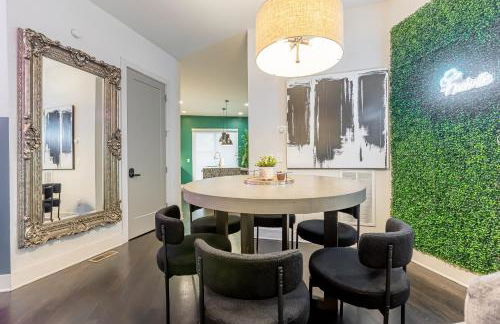 Modern Luxe Townhome with Rooftop Cinema - Foto 44